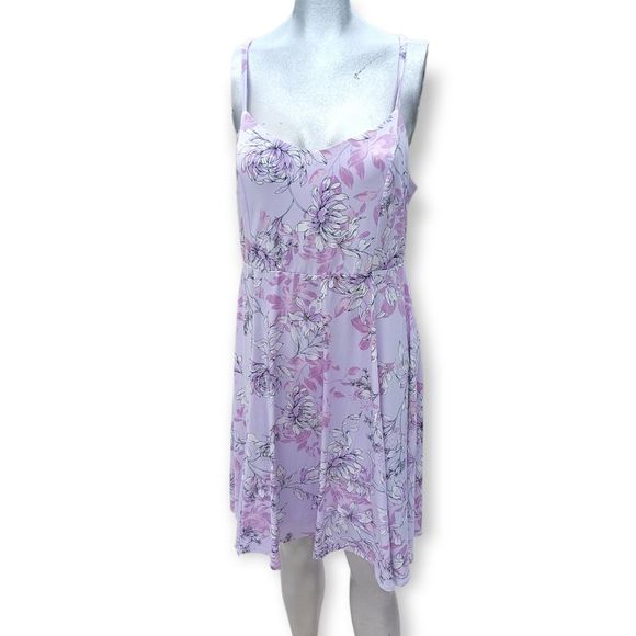 Torrid  Size 0 Lavender Floral Jersey Knit Skater Dress - Picture 2 of 11